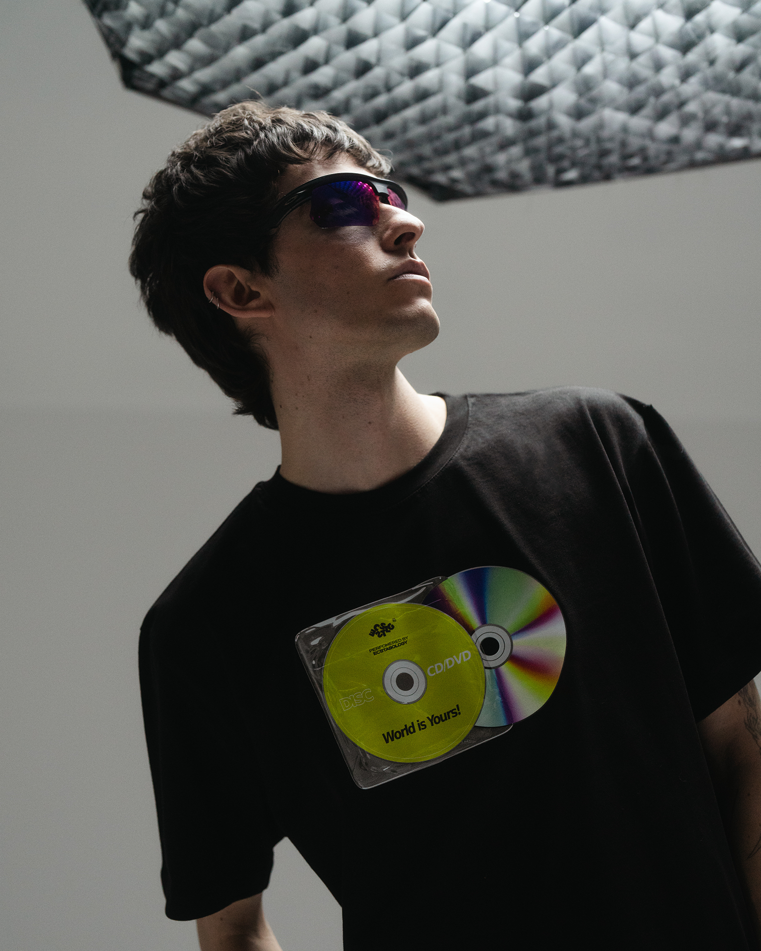 "CD" TEE